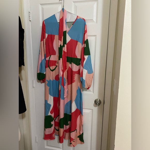 Beautiful colorful dress from Shein - Picture 6 of 10